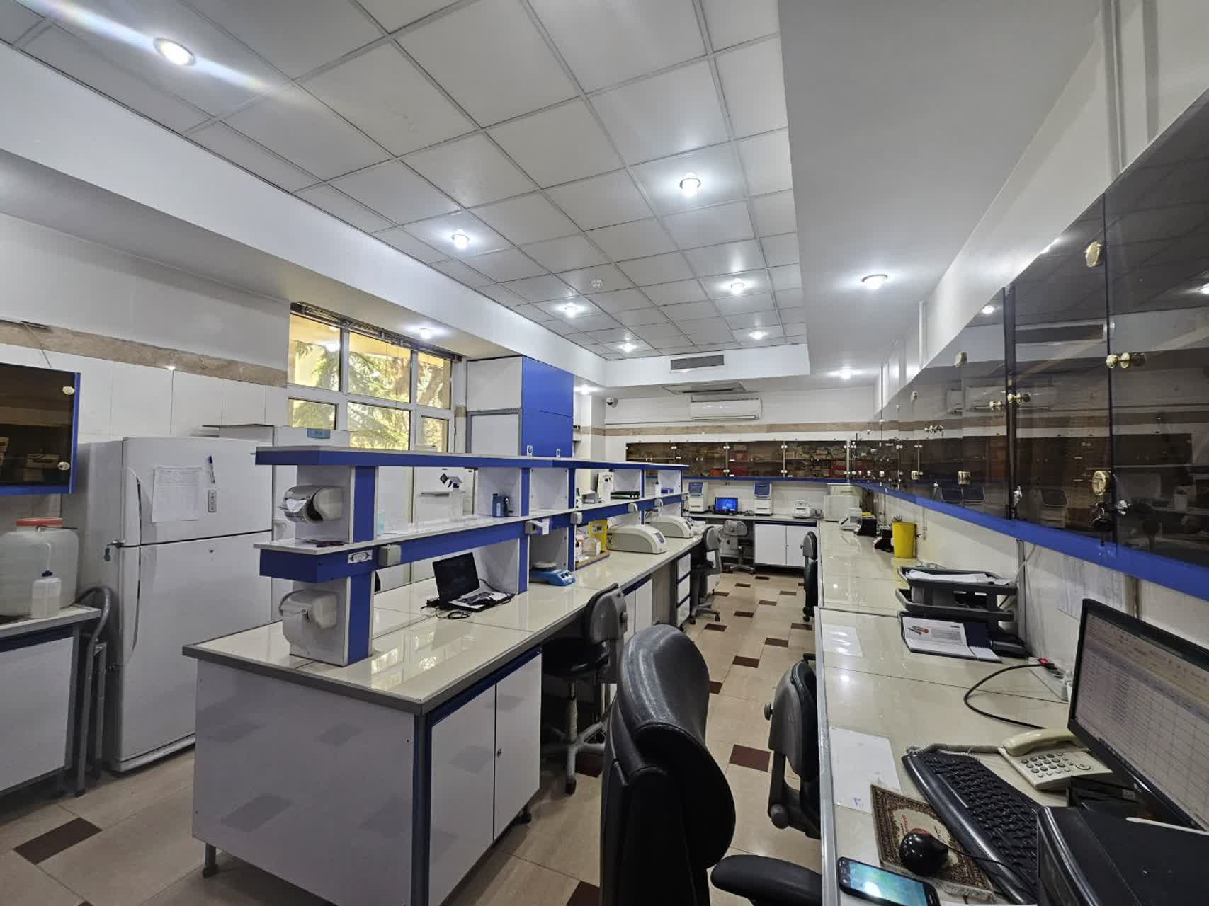 Molecular biology laboratory